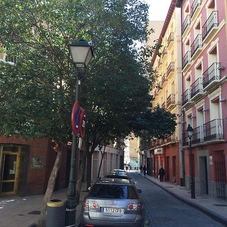 Apartamentos Auhabitat Zaragoza, Edificio De Apartamentos Turisticos Luaran gambar